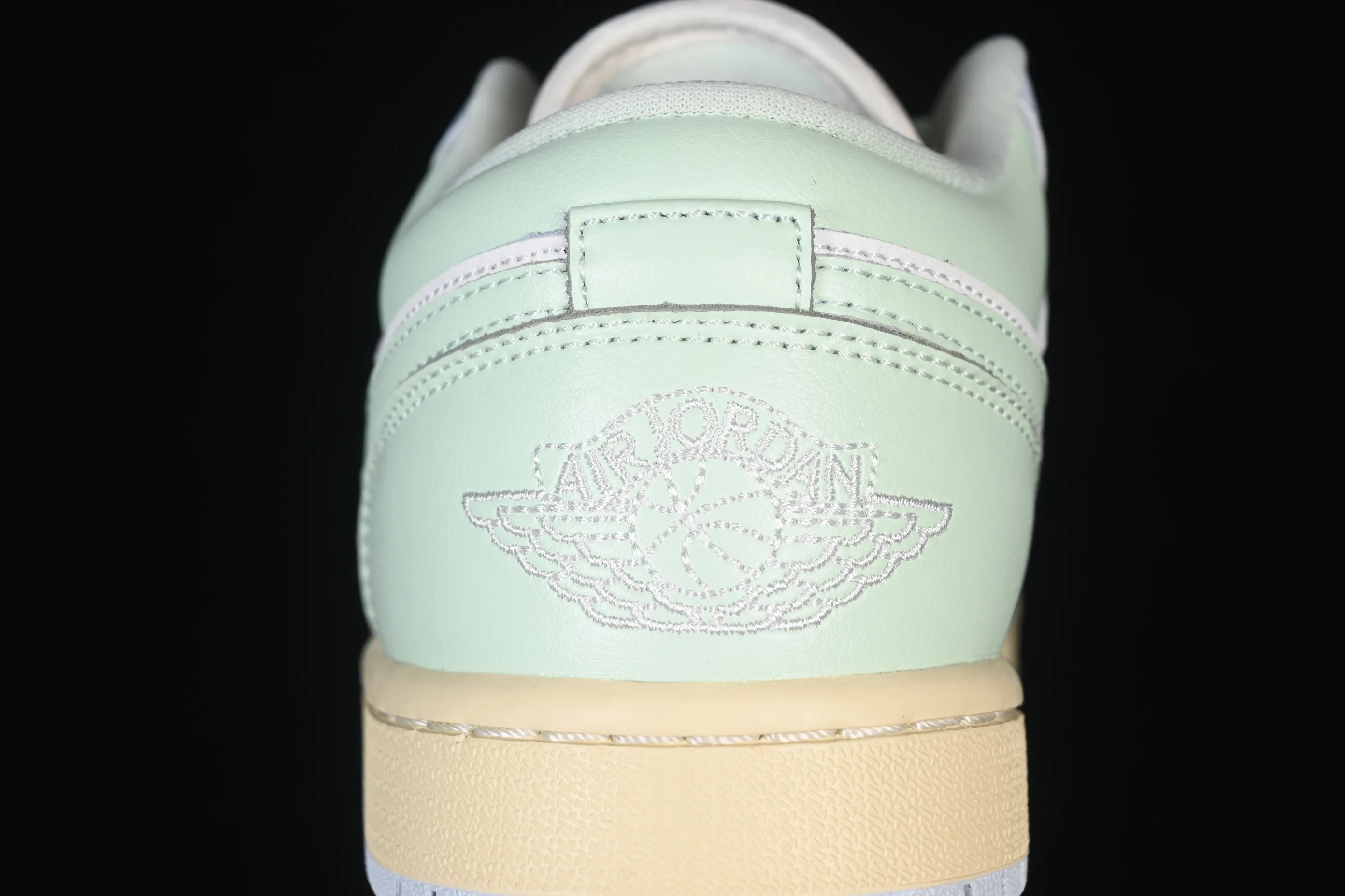 All categories Air Jordan Jordan series basketball shoes Air Jordan 1 Low Air Jordan 1 Low AJ1 Joe 1 light blue color matching low-top cultural casual sneakers DC0774-108